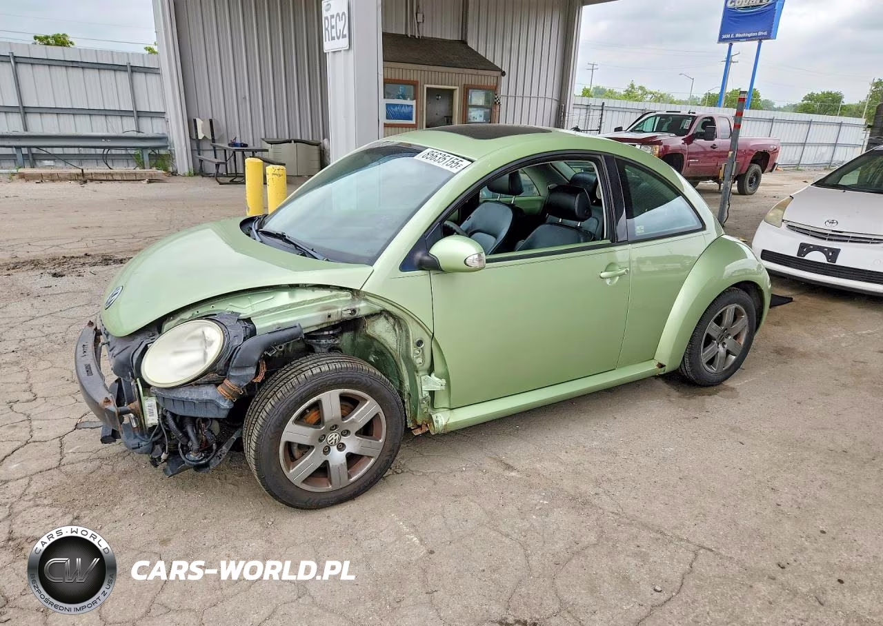 2006 Volkswagen New Beetle 2.5L Option Package 1