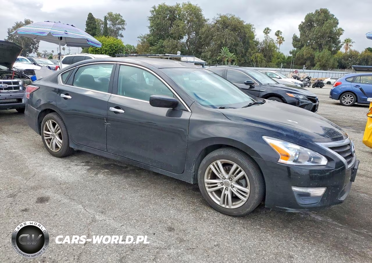 2015 Nissan Altima 2.5 S VIN:1N4AL3AP0FC284798 - 4