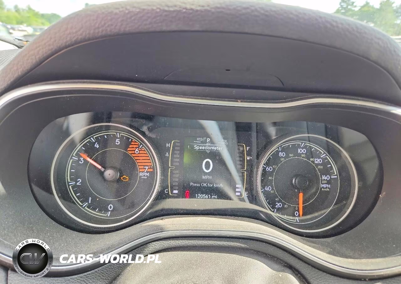2020 Jeep Cherokee Latitude Plus VIN:1C4PJMLN6LD536622 - 9