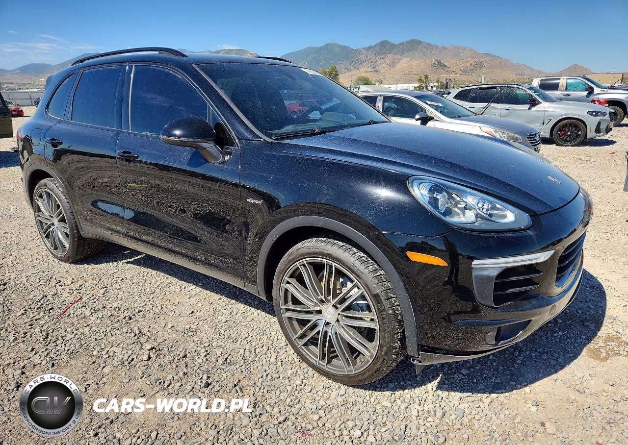 2016 Porsche Cayenne VIN:WP1AF2A25GKA41476 - 4