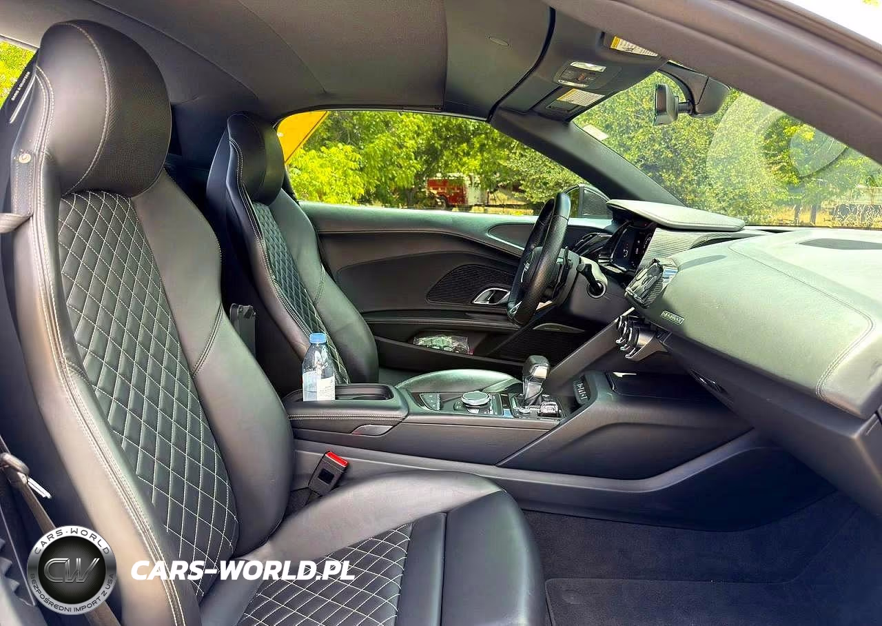 2017 Audi R8 Spyder VIN:WUAVACFX5H7903940 - 5