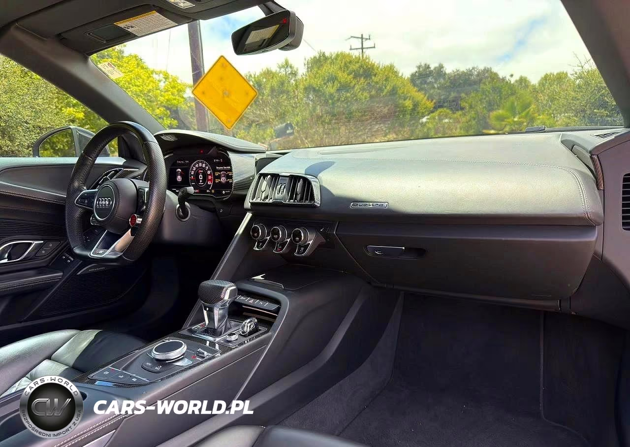 2017 Audi R8 Spyder VIN:WUAVACFX5H7903940 - 6