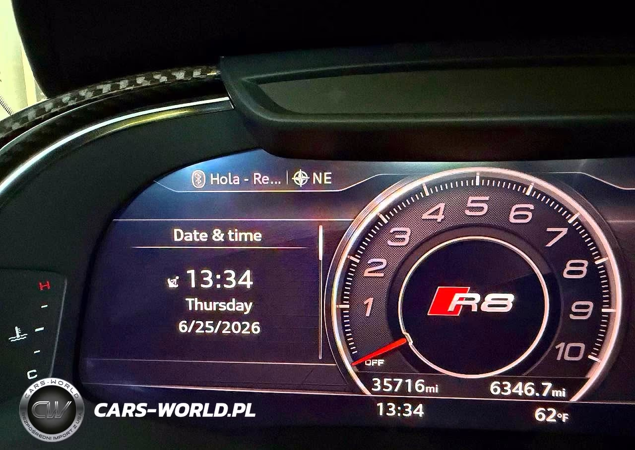 2017 Audi R8 Spyder VIN:WUAVACFX5H7903940 - 8