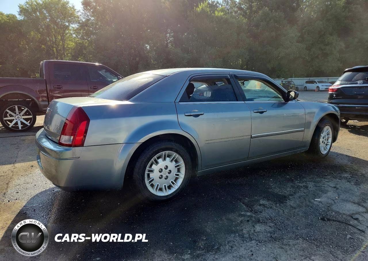 2007 Chrysler 300 VIN:2C3KA43R17H689208 - 3