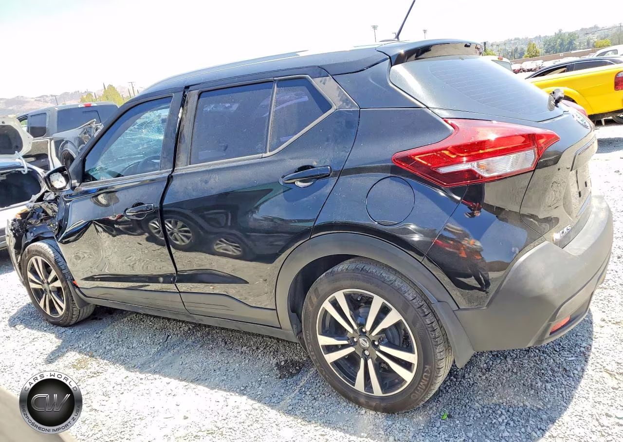 2019 Nissan Kicks Sv VIN:3N1CP5CU9KL549712 - 2