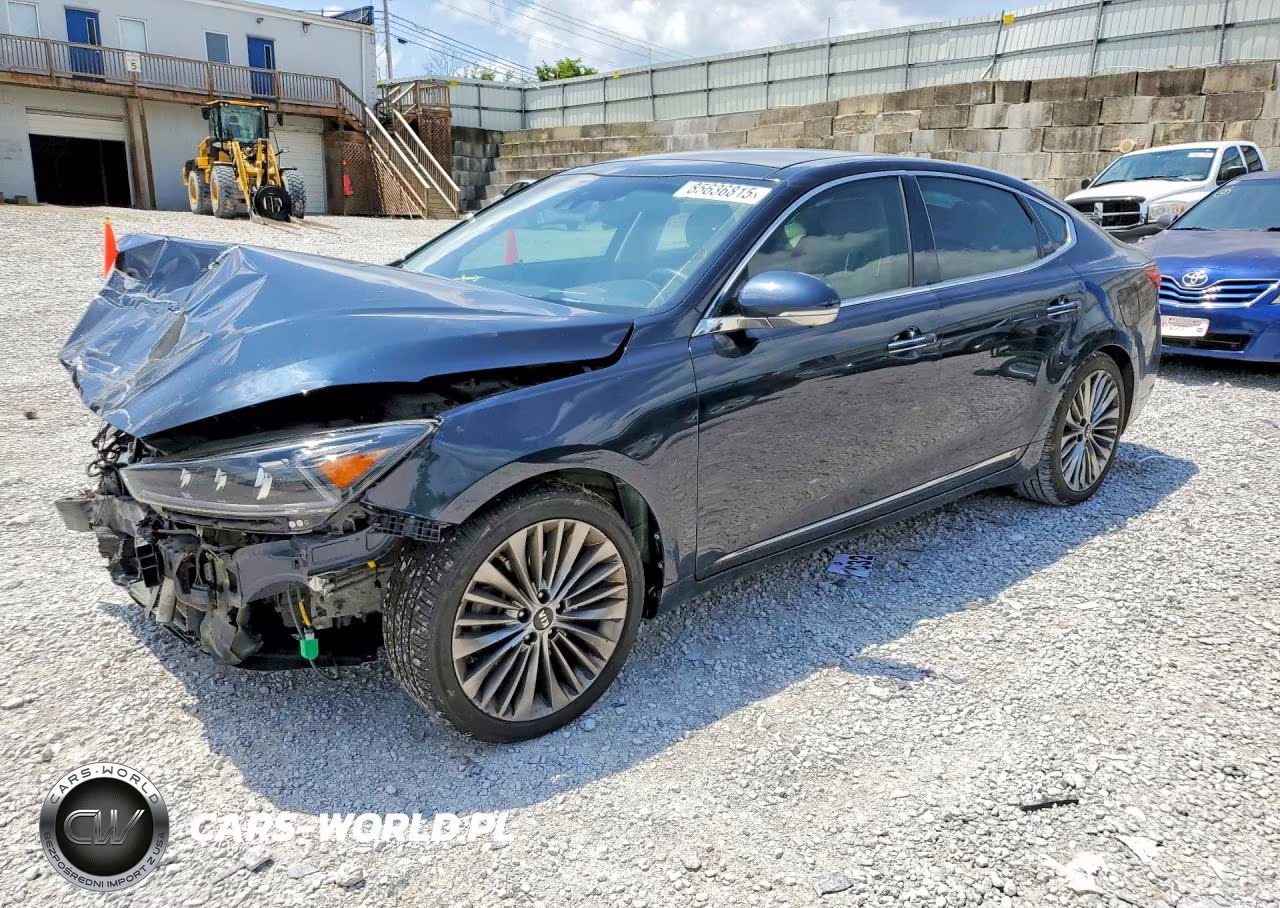 2017 Kia Cadenza Limited – zdjęcie 1 z 12