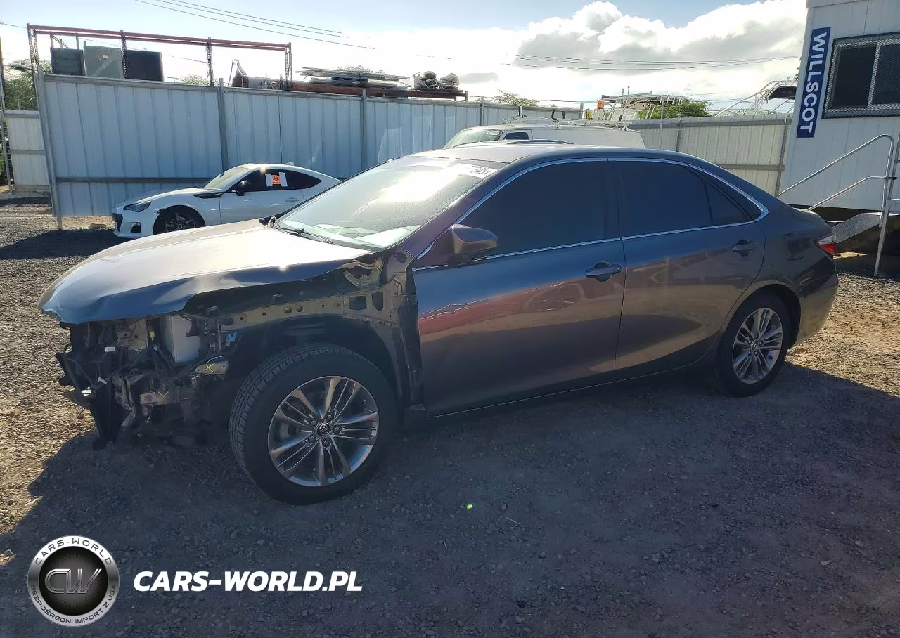 2015 Toyota Camry Le