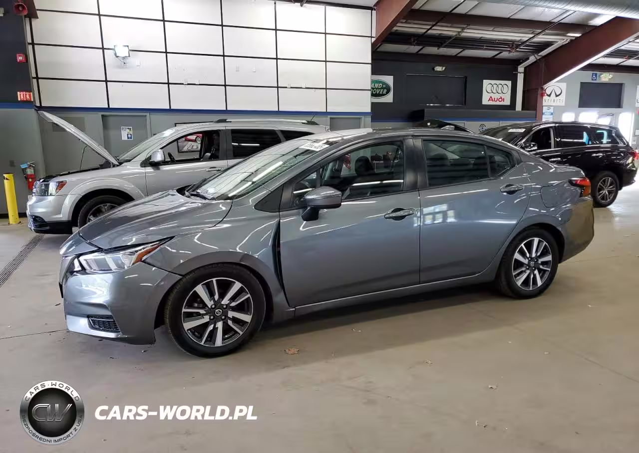 2021 Nissan Versa Sv