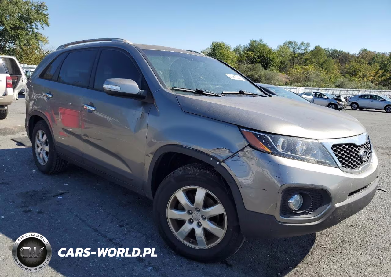 2012 Kia Sorento Base VIN:5XYKT3A61CG302559 - 4
