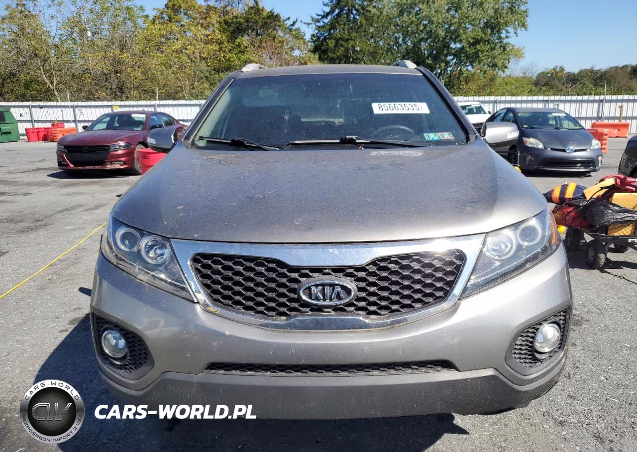 2012 Kia Sorento Base VIN:5XYKT3A61CG302559 - 5
