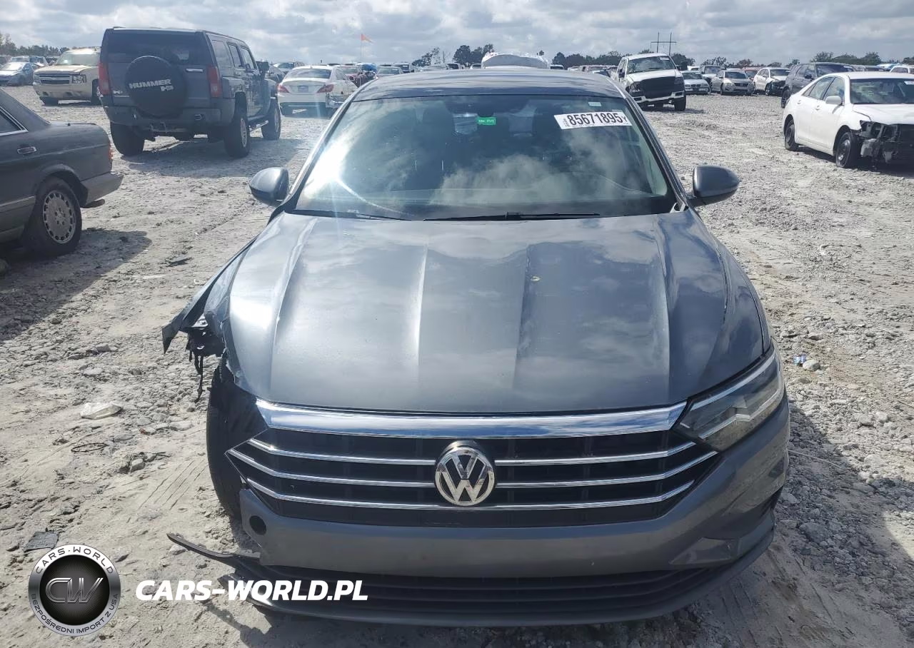 2019 Volkswagen Jetta S VIN:3VWC57BU9KM116494 - 5