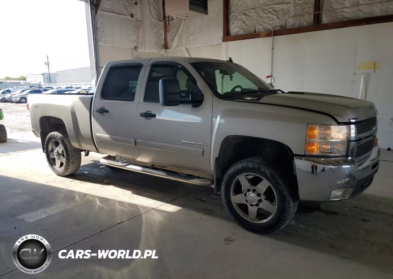 2007 Chevrolet Silverado K2500 Heavy Duty VIN:1GCHK23657F511736 - 4