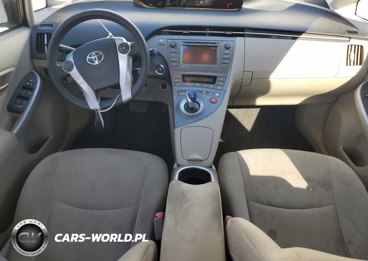 2013 Toyota Prius VIN:JTDKN3DU2D5538233 - 8