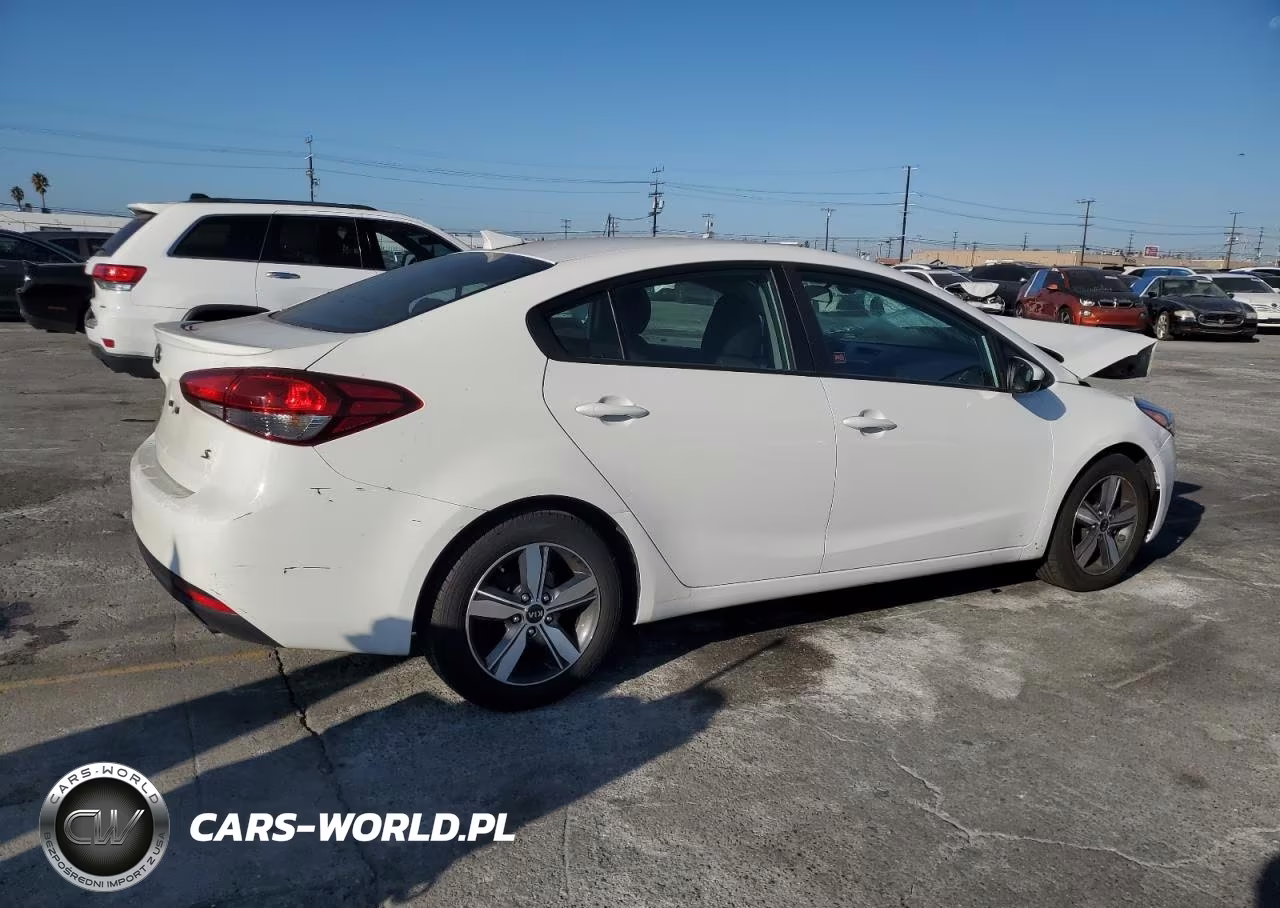2018 Kia Forte Lx VIN:3KPFL4A73JE186193 - 3