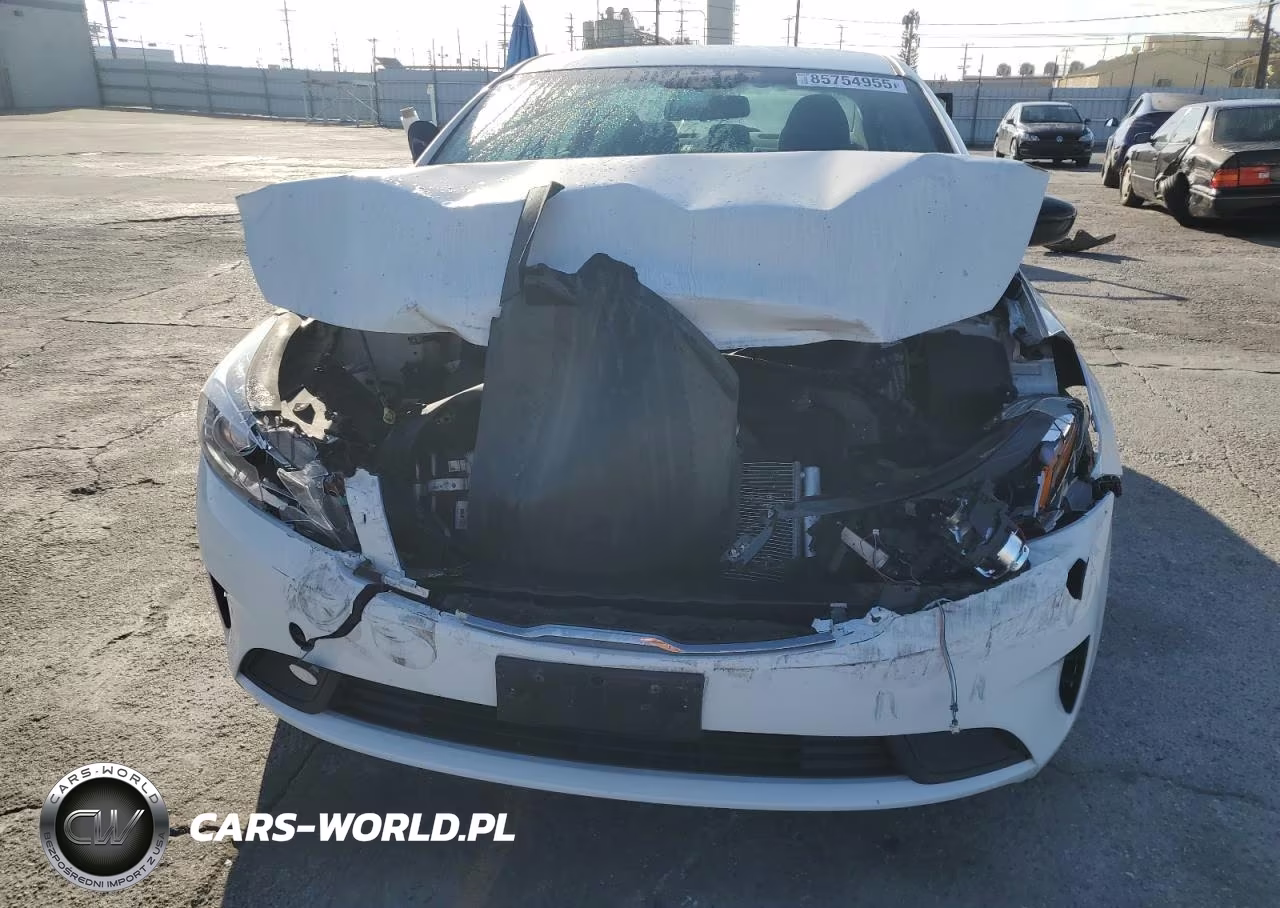 2018 Kia Forte Lx VIN:3KPFL4A73JE186193 - 5