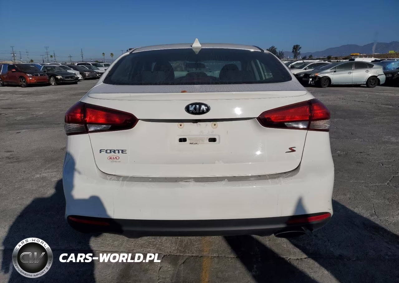2018 Kia Forte Lx VIN:3KPFL4A73JE186193 - 6