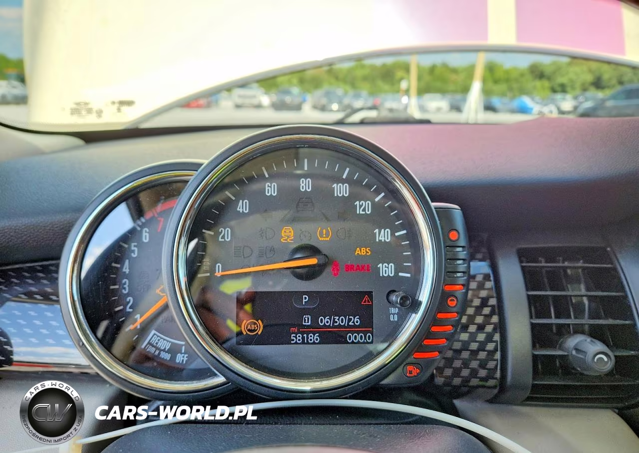 2015 Mini Cooper S VIN:WMWXU3C55F2B57614 - 9