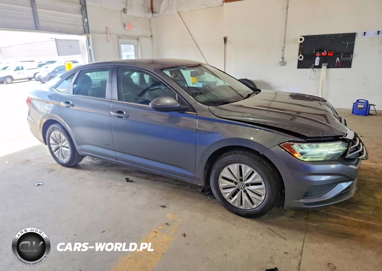 2019 Volkswagen Jetta S VIN:3VWN57BU8KM049668 - 4