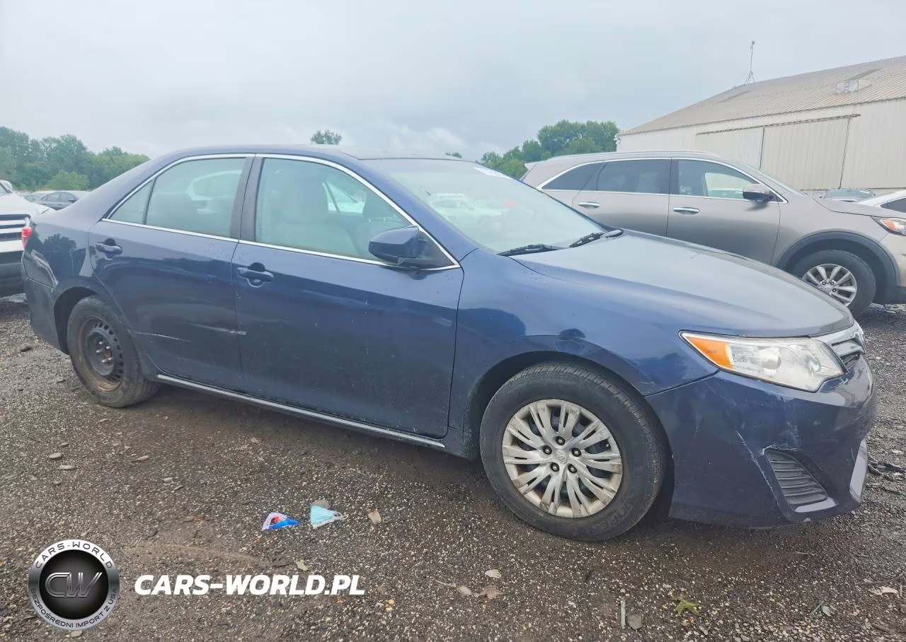 2014 Toyota Camry Le VIN:4T4BF1FK2ER443614 - 4
