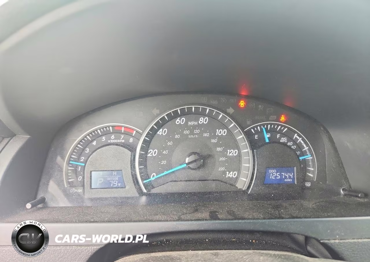 2014 Toyota Camry Le VIN:4T4BF1FK2ER443614 - 9