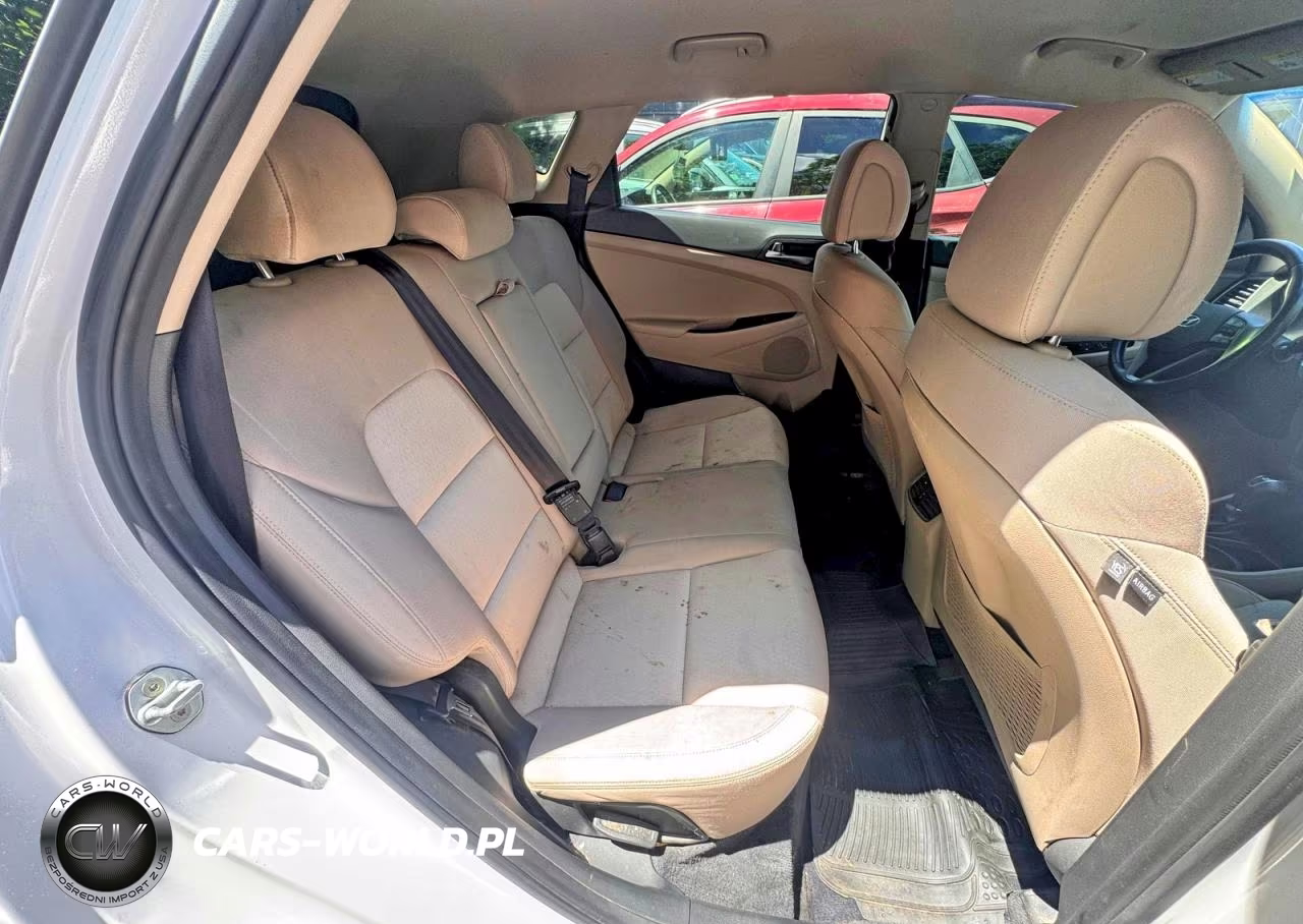 2017 Hyundai Tucson Sport VIN:KM8J3CA27HU466795 - 6