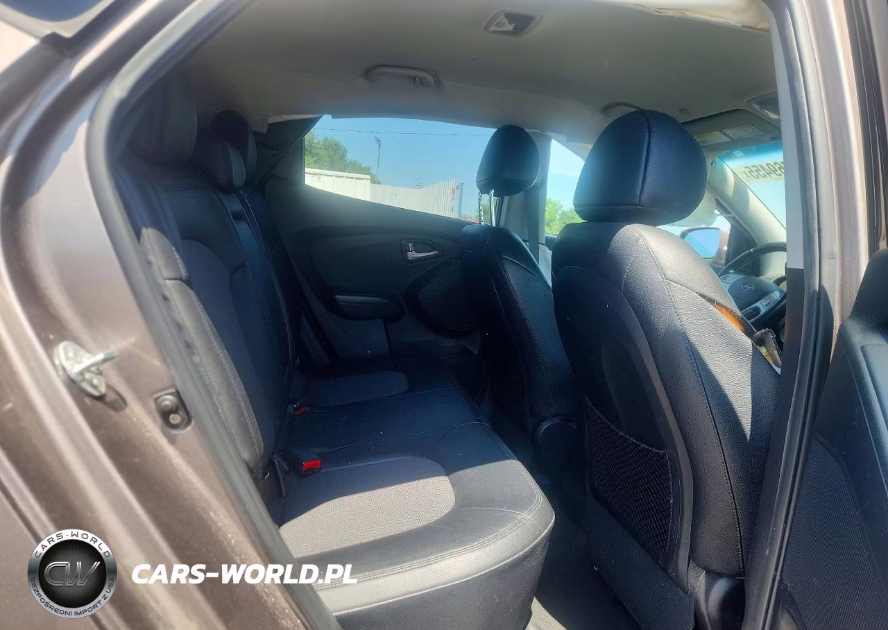 2012 Hyundai Tucson Gls VIN:KM8JUCAC4CU394923 - 10