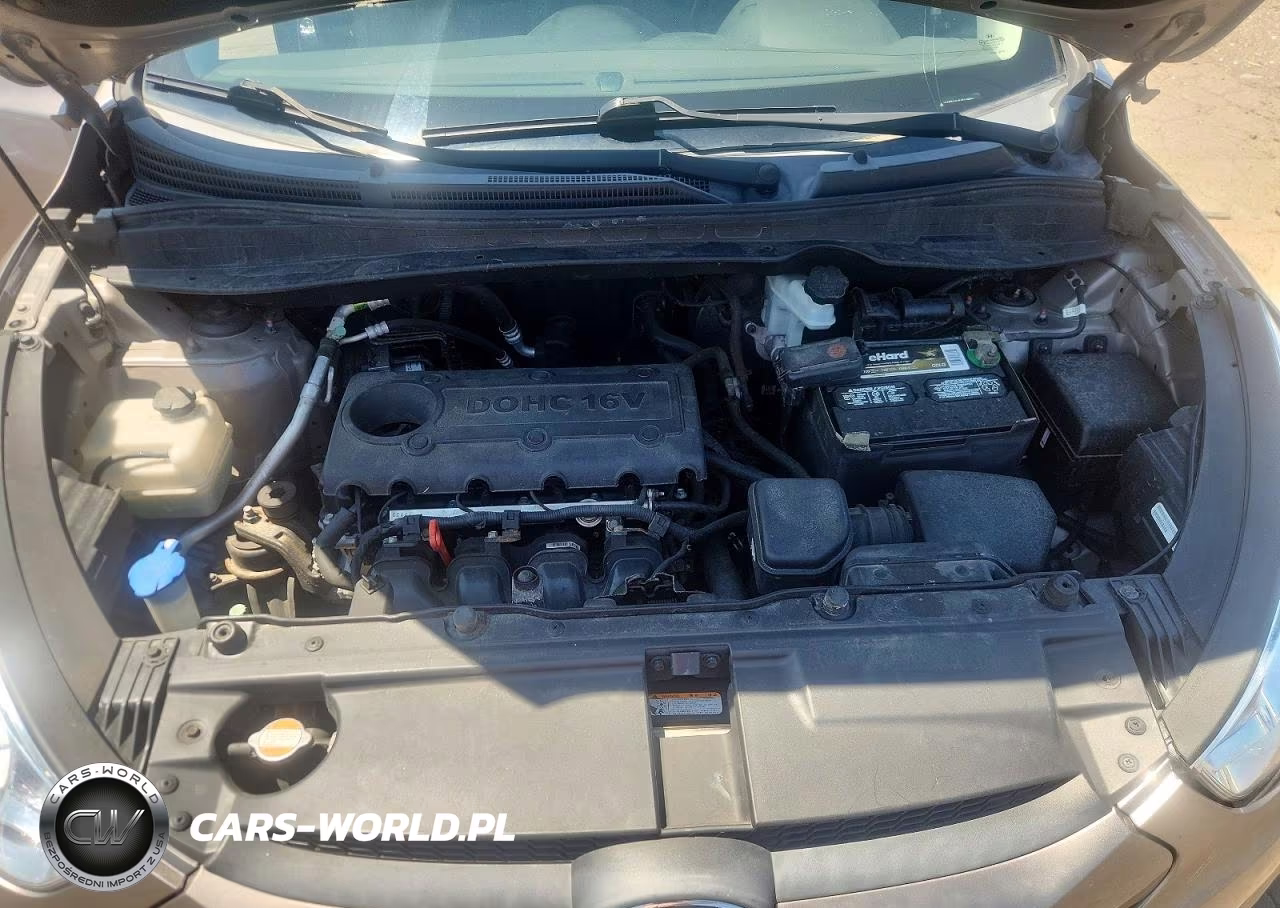 2012 Hyundai Tucson Gls VIN:KM8JUCAC4CU394923 - 11