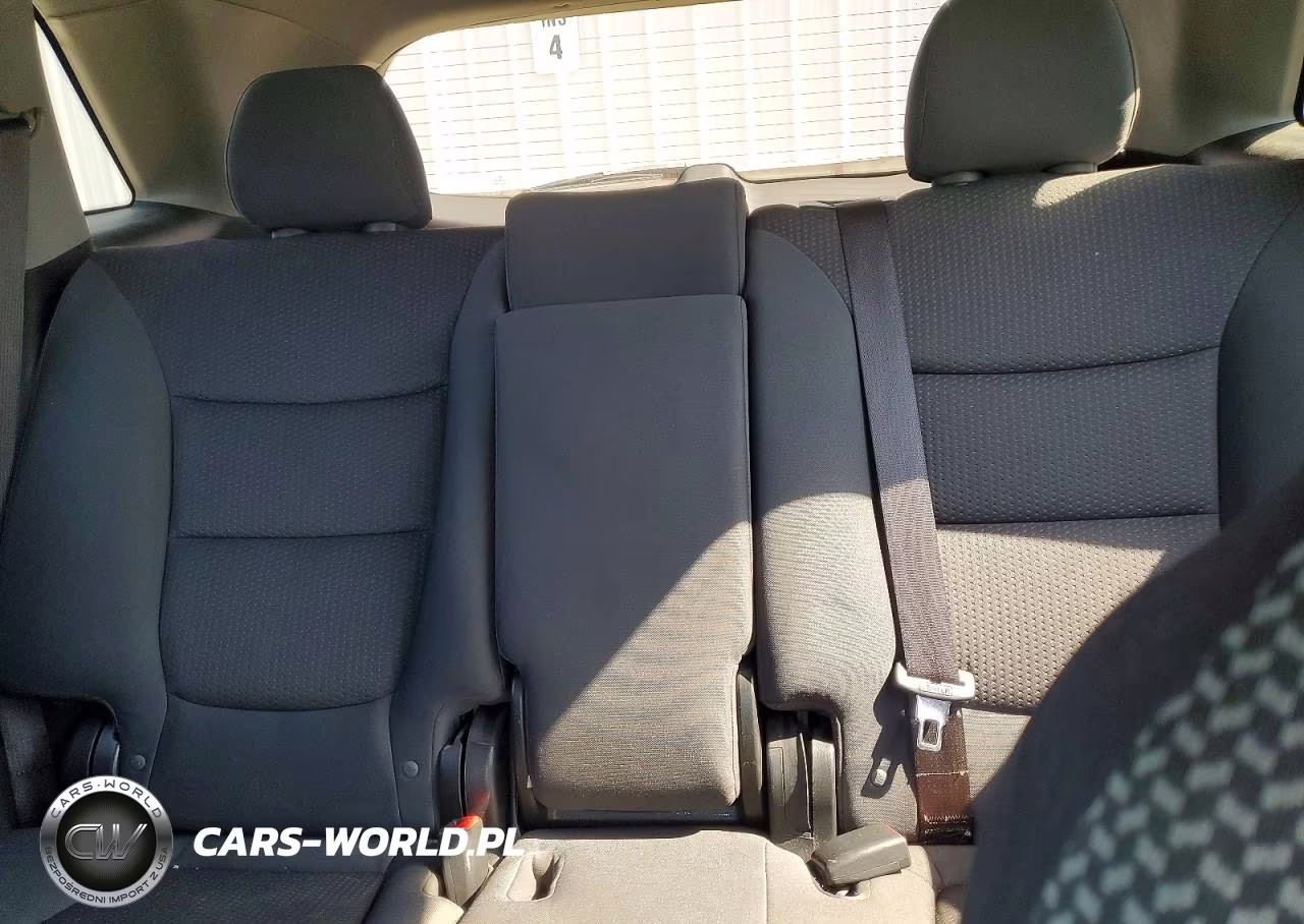 2011 Kia Sorento Lx VIN:5XYKTCA16BG007864 - 10