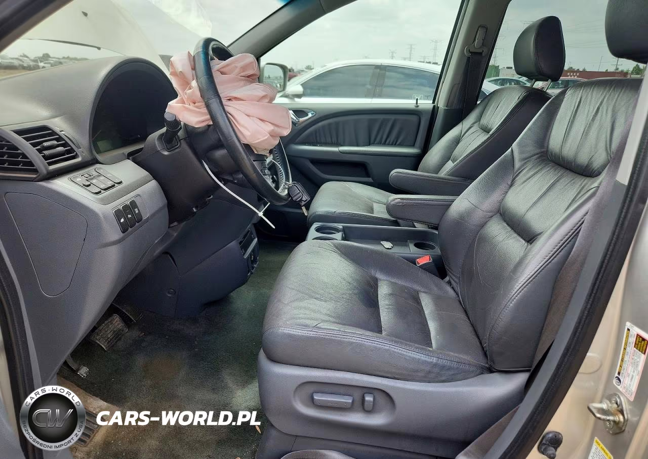 2007 Honda Odyssey Touring VIN:5FNRL388X7B042097 - 7