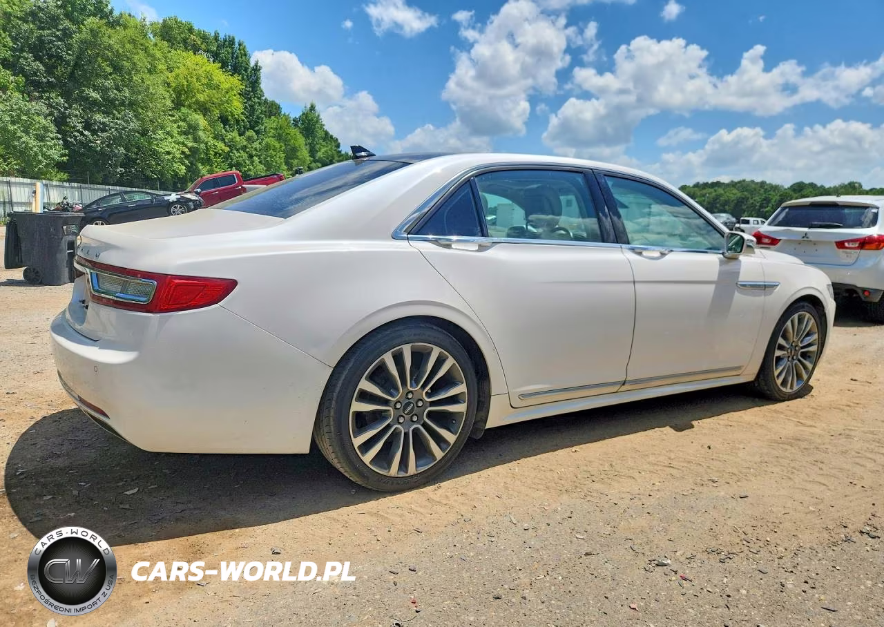 2018 Lincoln Continental Select VIN:1LN6L9SK3J5617199 - 3