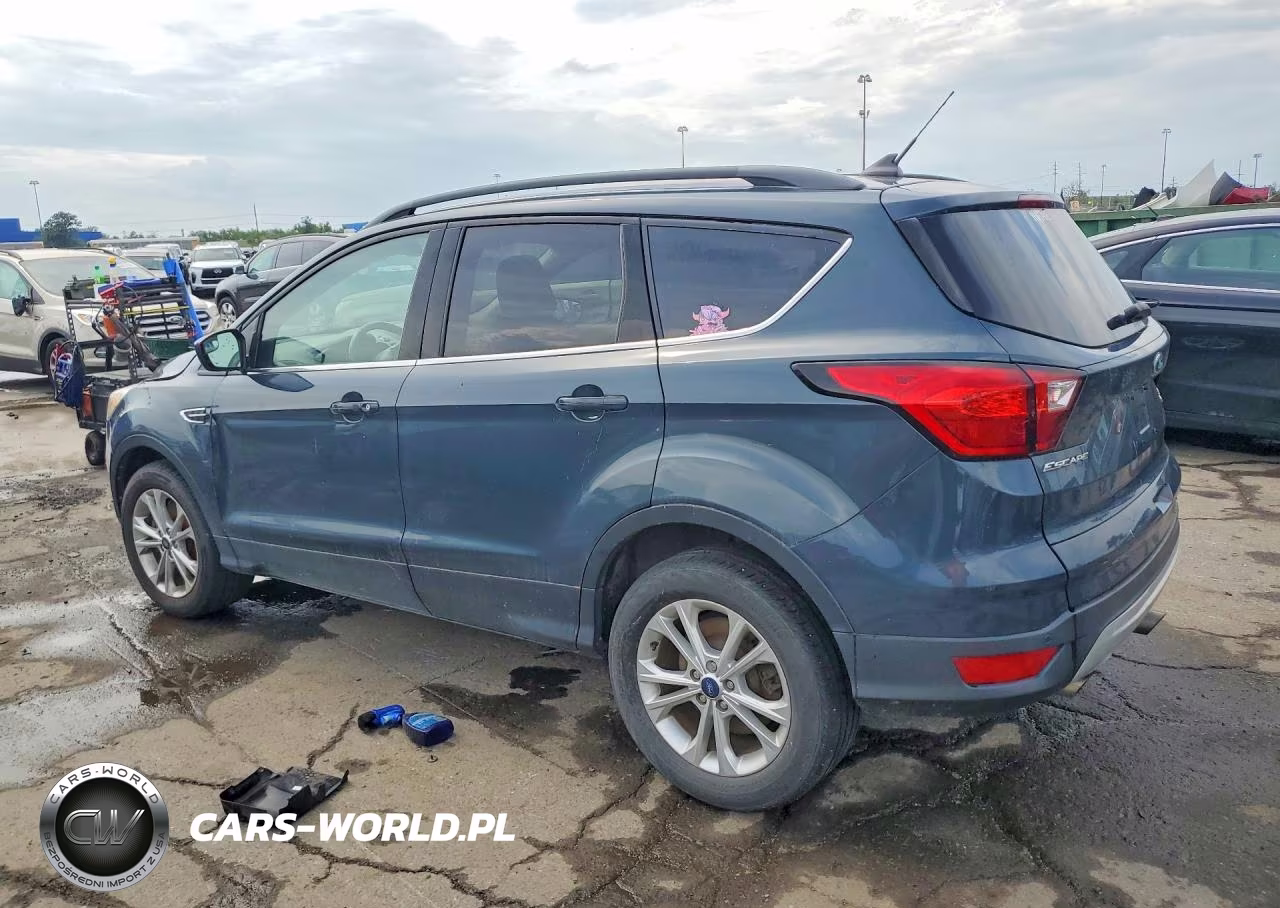 2019 Ford Escape Sel VIN:1FMCU9HD9KUC00945 - 2