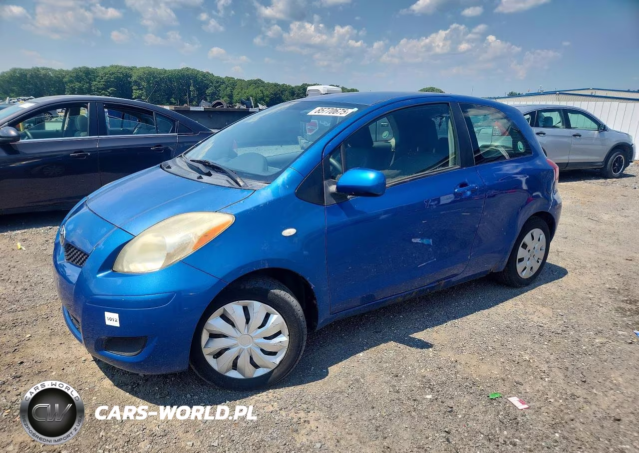 2011 Toyota Yaris Base – zdjęcie 1 z 12