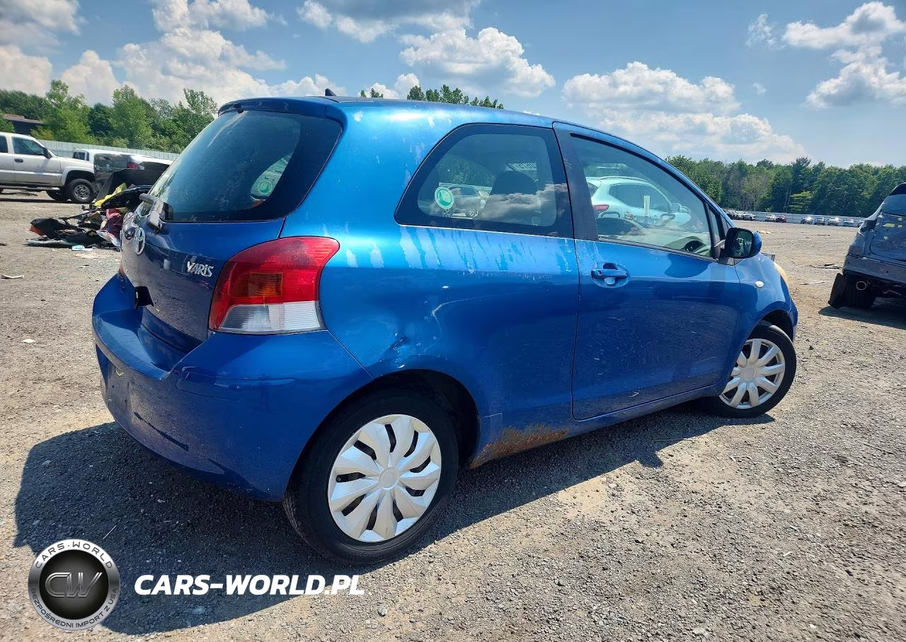 2011 Toyota Yaris Base VIN:JTDJT4K39B5329246 - 3