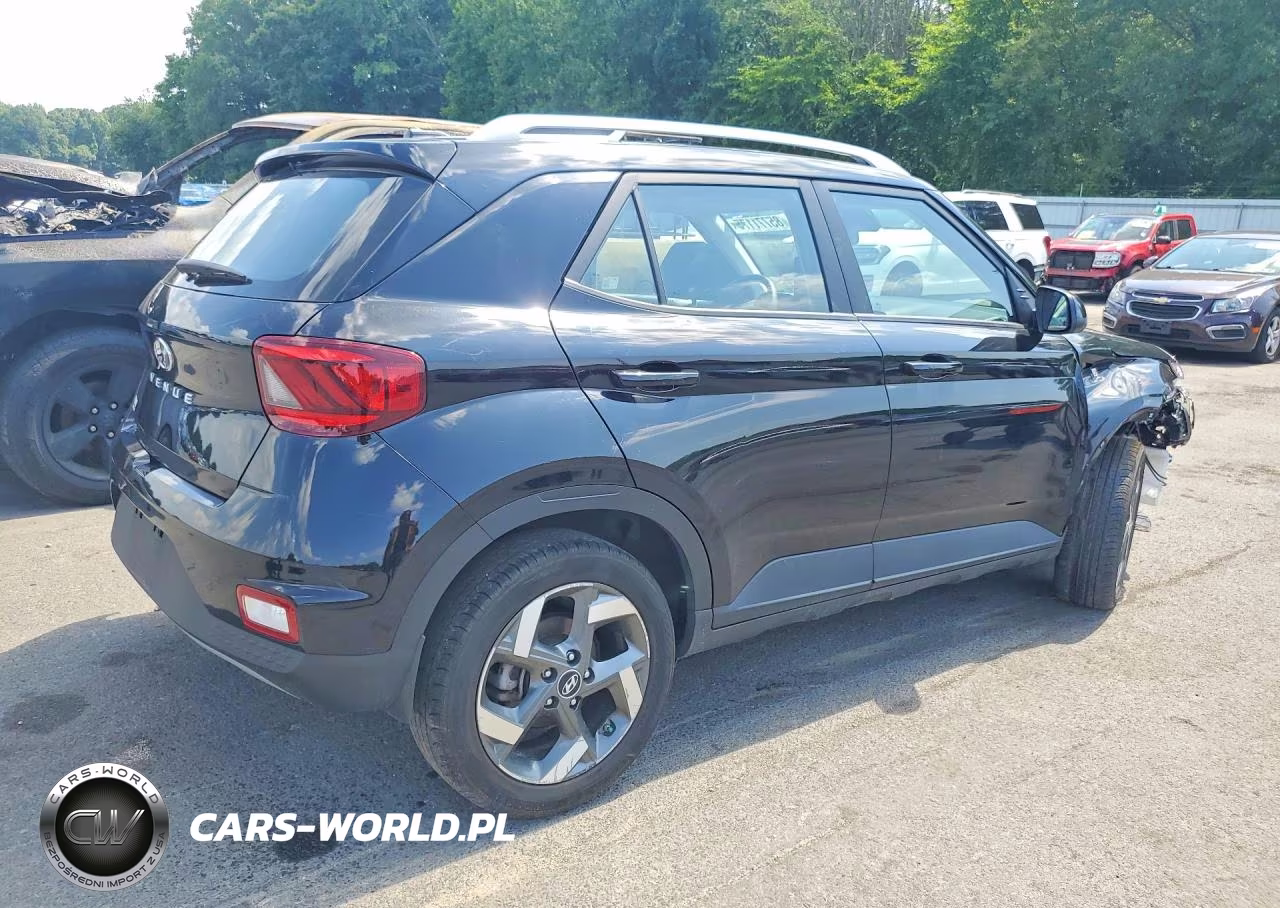2024 Hyundai Venue Sel VIN:KMHRC8A38RU329777 - 3