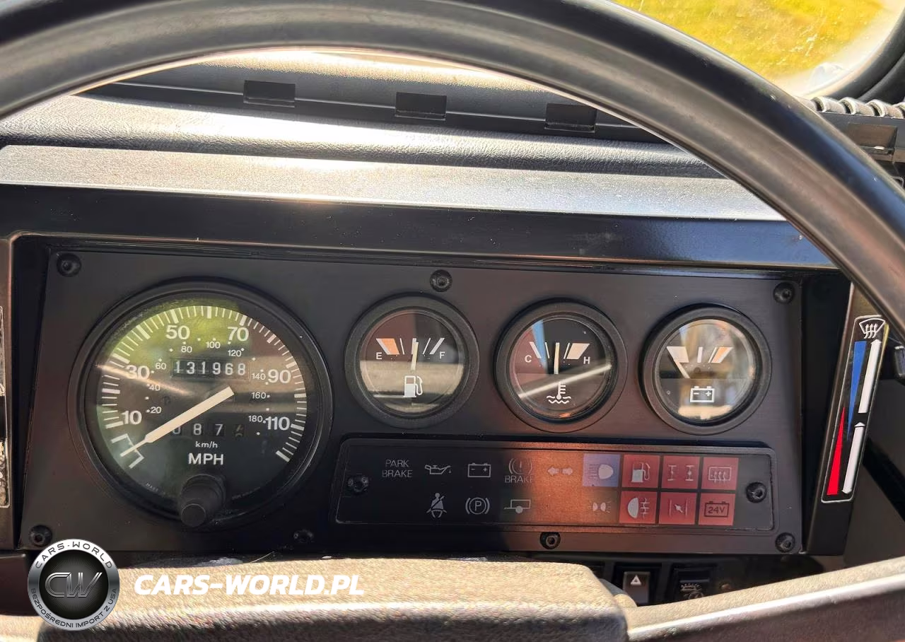 1989 Land Rover Defender VIN:SALLDVBB7AA276530 - 8