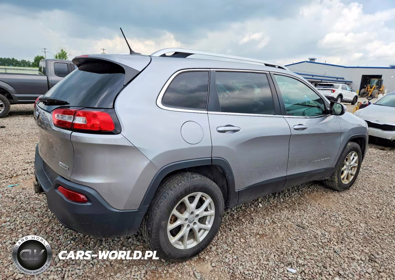 2014 Jeep Cherokee Latitude VIN:1C4PJMCS9EW175366 - 3