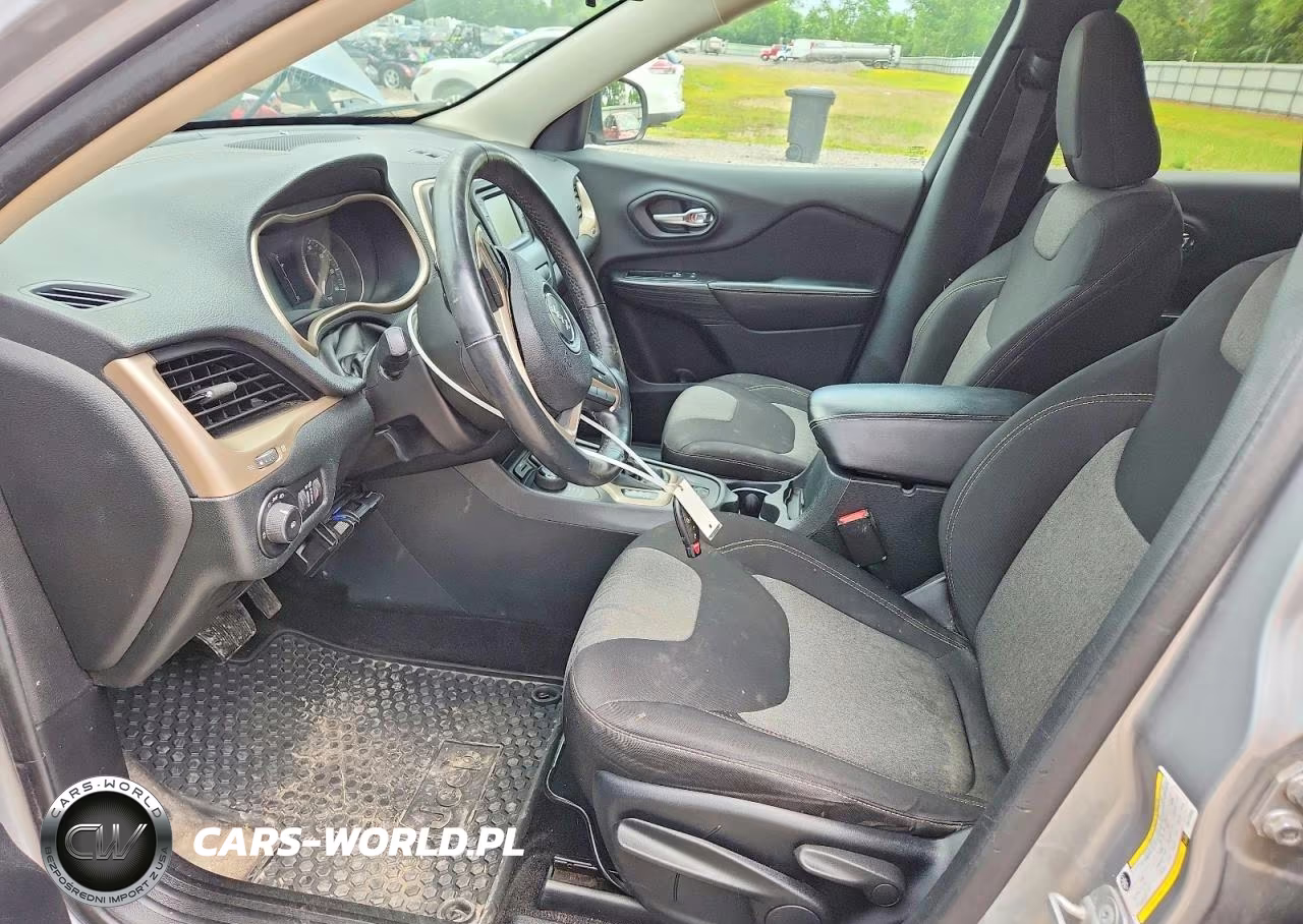 2014 Jeep Cherokee Latitude VIN:1C4PJMCS9EW175366 - 7