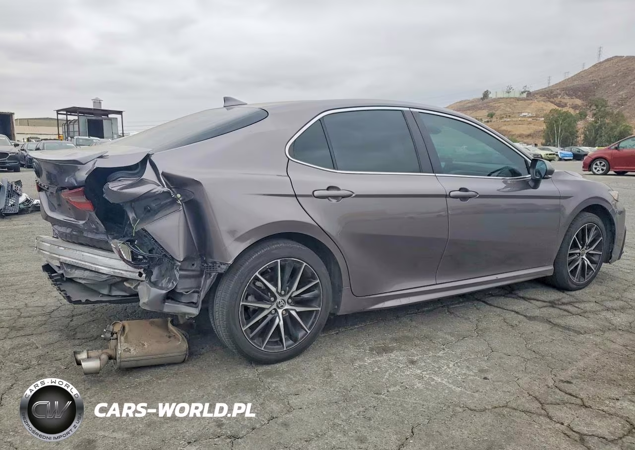 2023 Toyota Camry Se VIN:4T1G11AK3PU820069 - 3