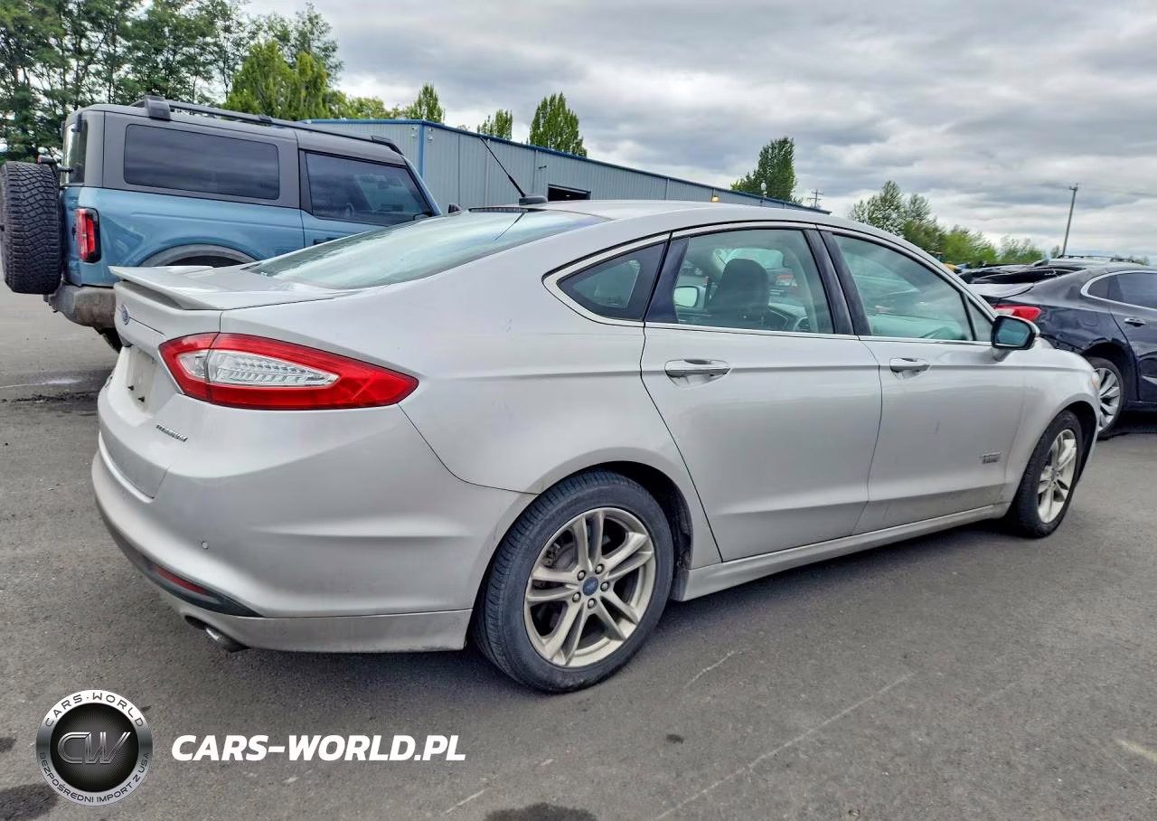 2015 Ford Fusion Titanium Phev VIN:3FA6P0SU6FR253604 - 3