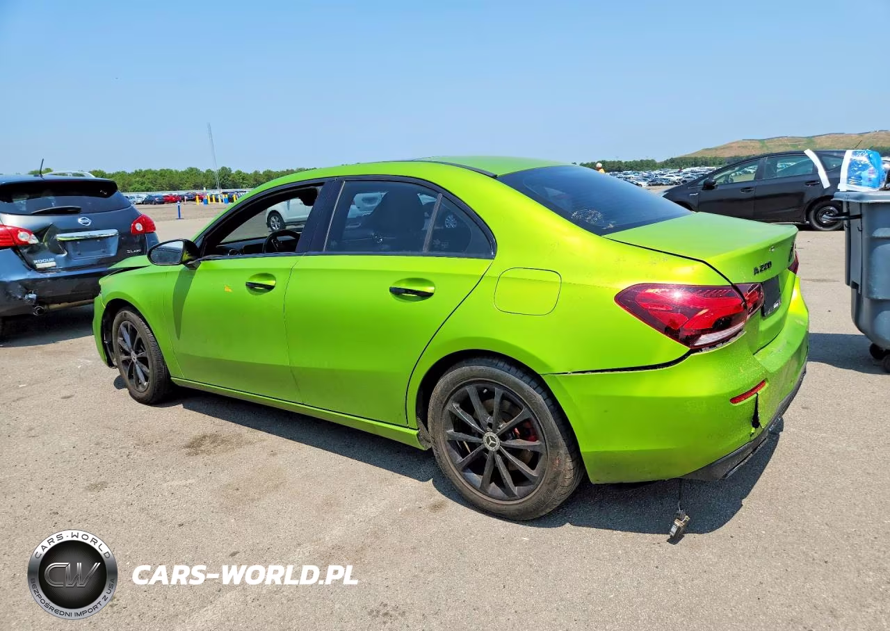 2019 Mercedes-Benz A 220 4Matic VIN:WDD3G4FB4KW001702 - 2