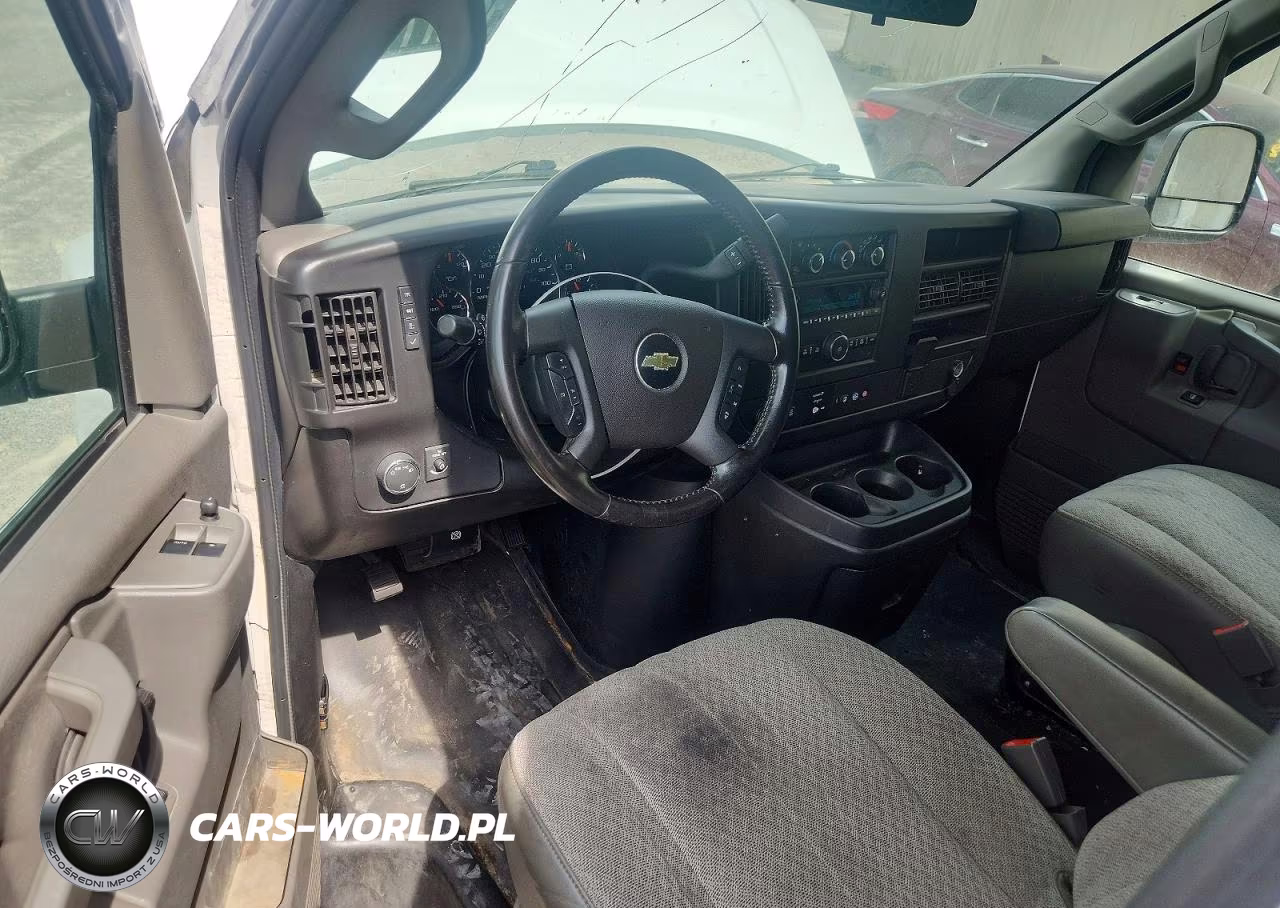 2022 Chevrolet Express G2500 VIN:1GCWGAFP5N1146637 - 8
