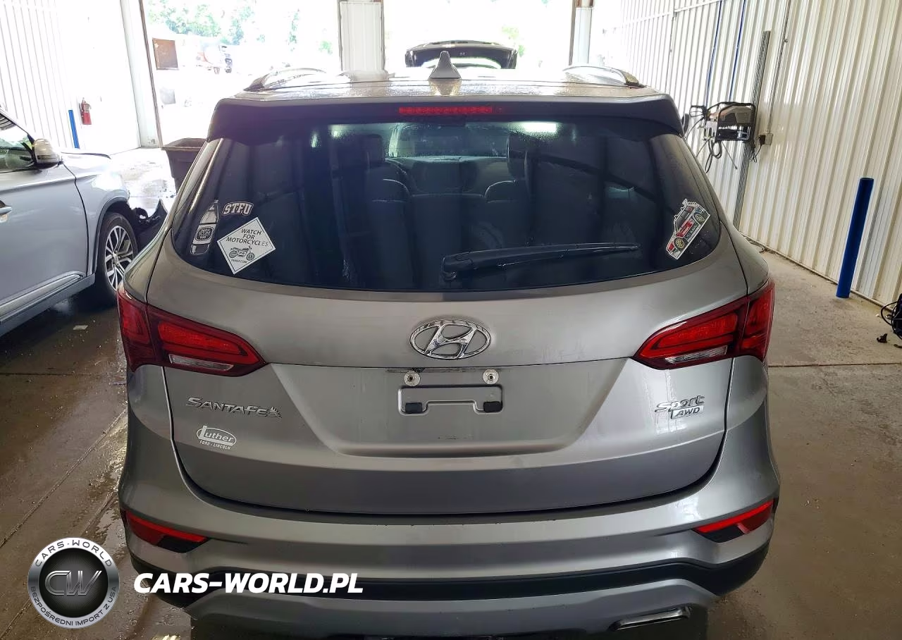 2017 Hyundai Santa Fe Sport 2.4L VIN:5NMZUDLB3HH028483 - 6
