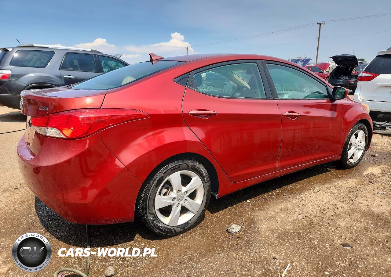 2013 Hyundai Elantra Gls VIN:5NPDH4AE9DH405780 - 3