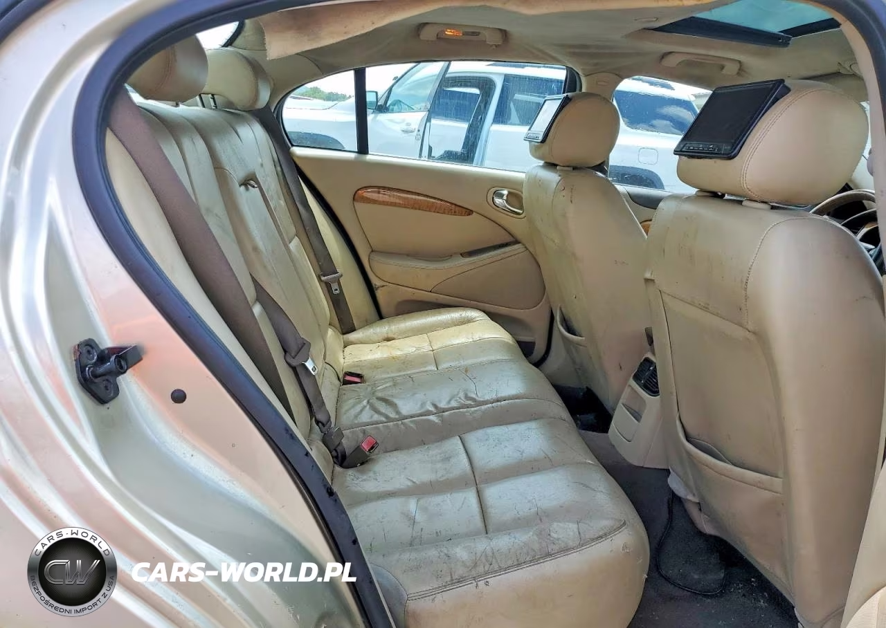2006 Jaguar S-Type VIN:SAJWA01A86FN66686 - 10