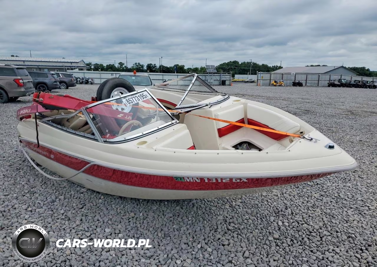 1996 Startcraft Boat