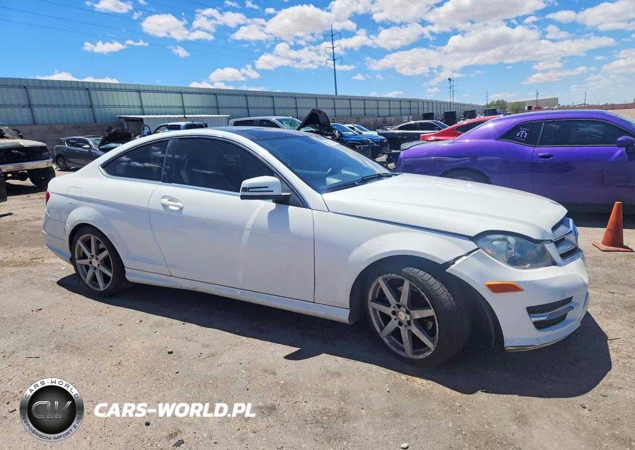 2013 Mercedes-Benz C 250 VIN:WDDGJ4HB3DG098601 - 4