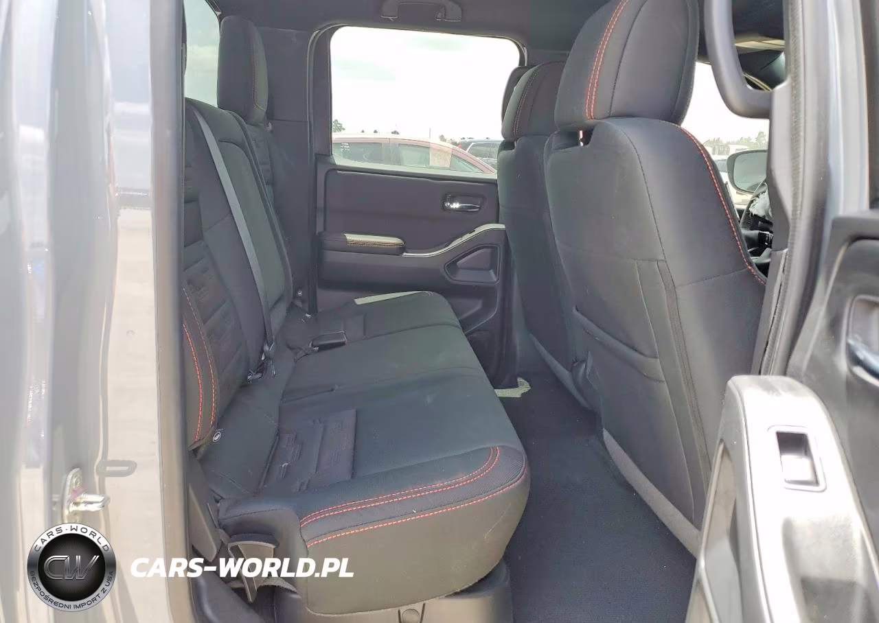 2025 Nissan Frontier Pro-4X VIN:1N6ED1EK7SN614962 - 10
