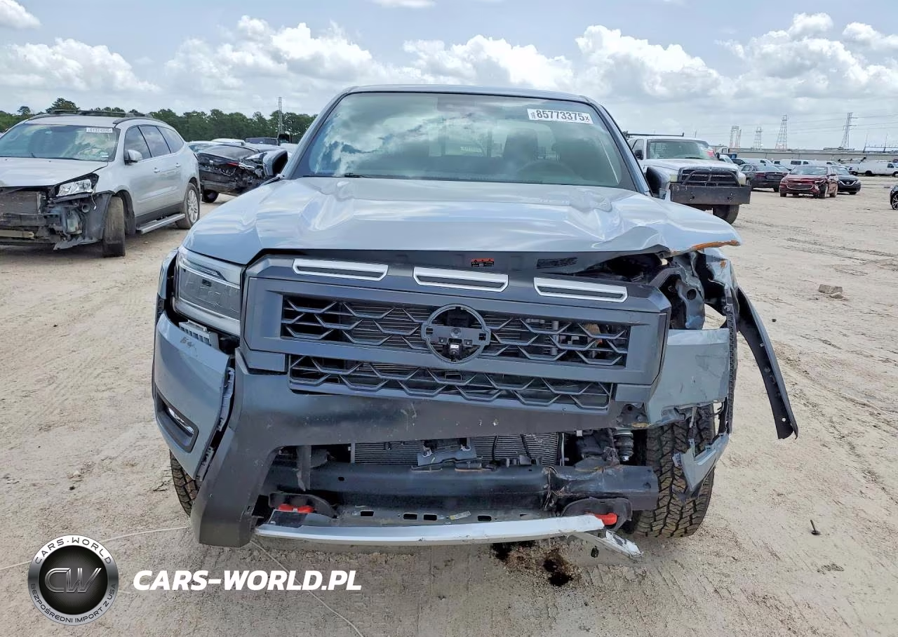 2025 Nissan Frontier Pro-4X VIN:1N6ED1EK7SN614962 - 5