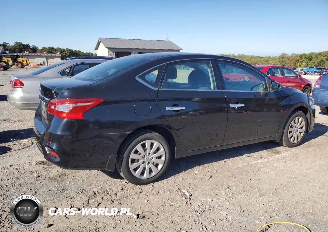 2018 Nissan Sentra VIN:3N1AB7AP3JY347089 - 3