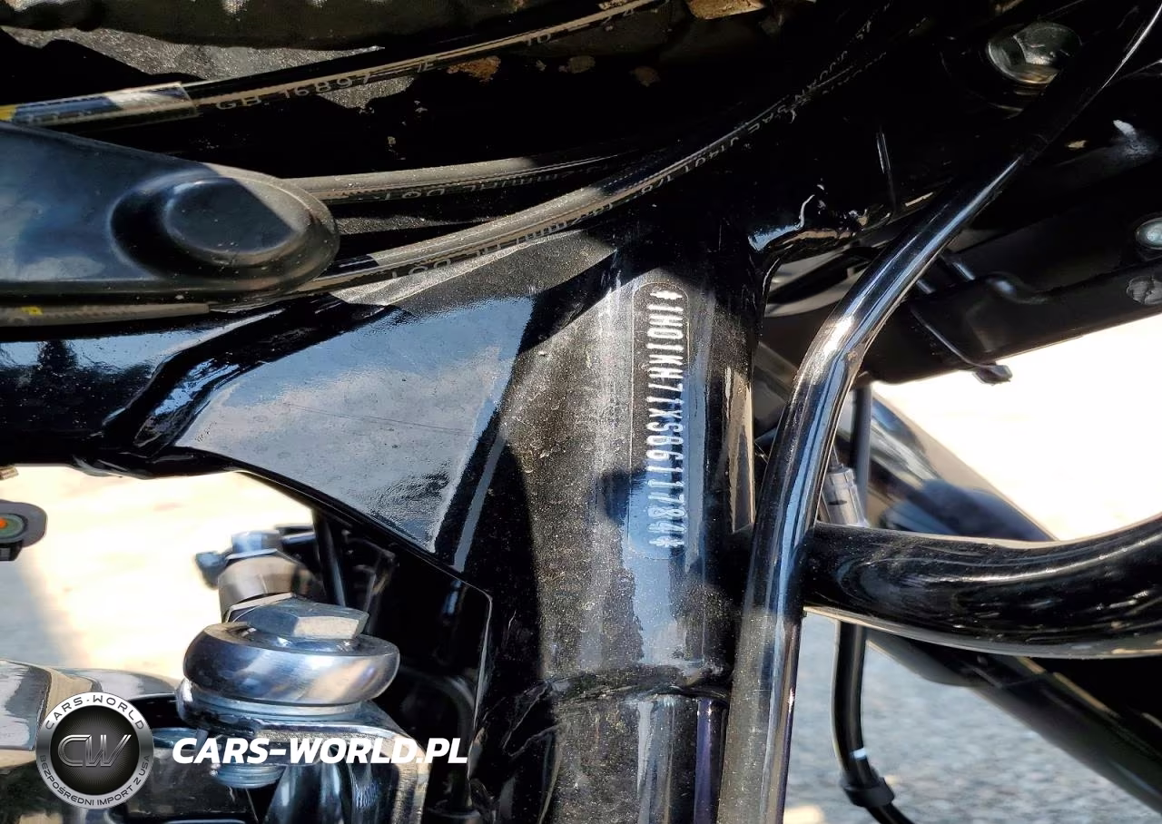 2025 Harley-Davidson Fltrx VIN:1HD1KH71XSB611784 - 10